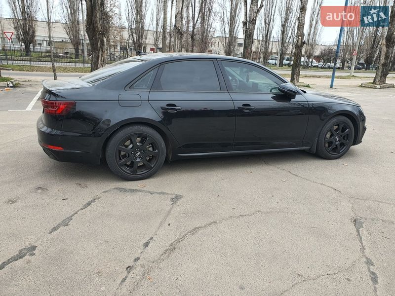 Седан Audi A4 2017 в Николаеве