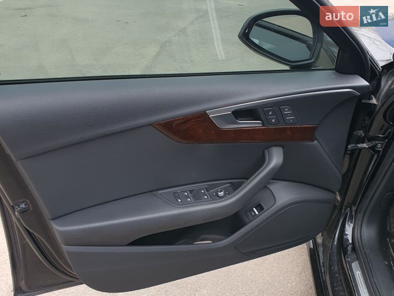 Седан Audi A4 2017 в Николаеве