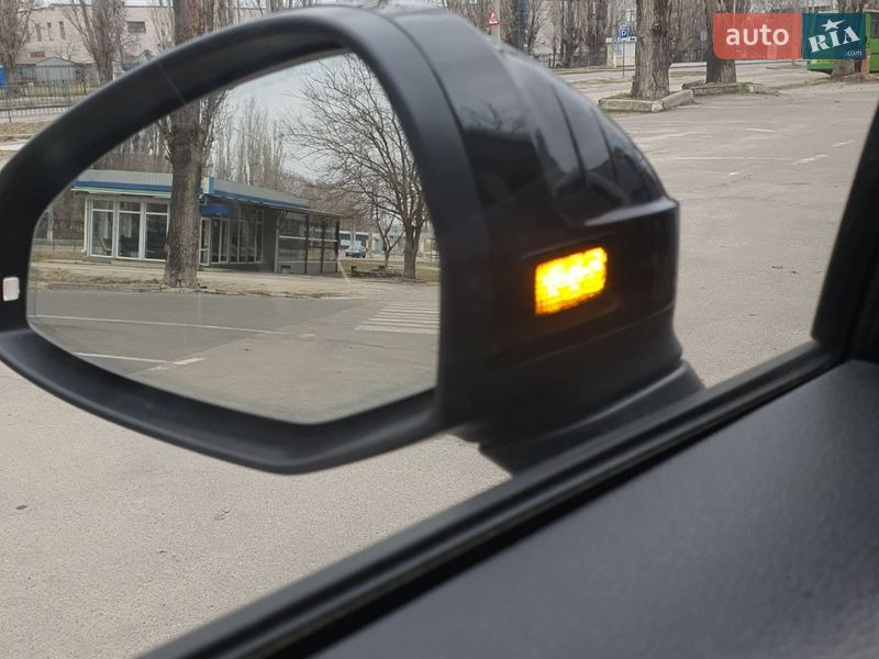 Седан Audi A4 2017 в Николаеве