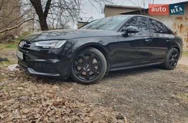 Седан Audi A4 2017 в Николаеве