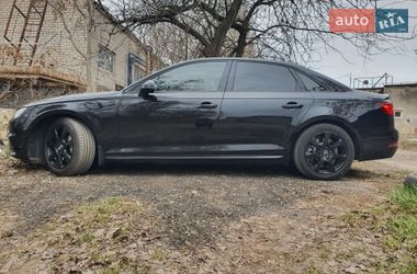 Седан Audi A4 2017 в Николаеве