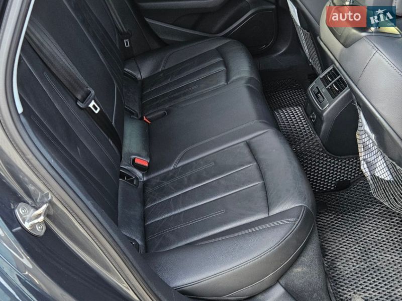 Седан Audi A4 2019 в Тернополе
