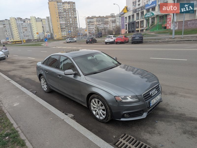 Седан Audi A4 2012 в Києві