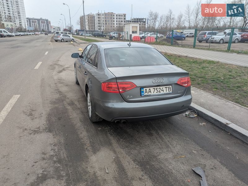 Седан Audi A4 2012 в Києві