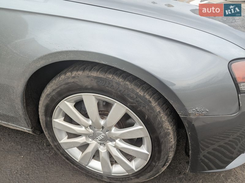 Седан Audi A4 2012 в Києві