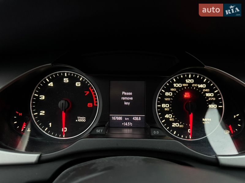 Седан Audi A4 2011 в Киеве