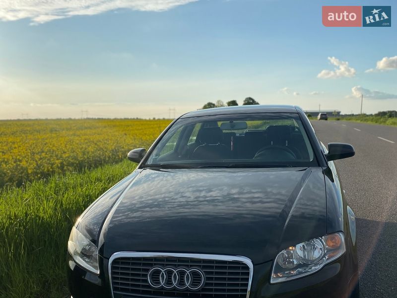Седан Audi A4 2004 в Вінниці