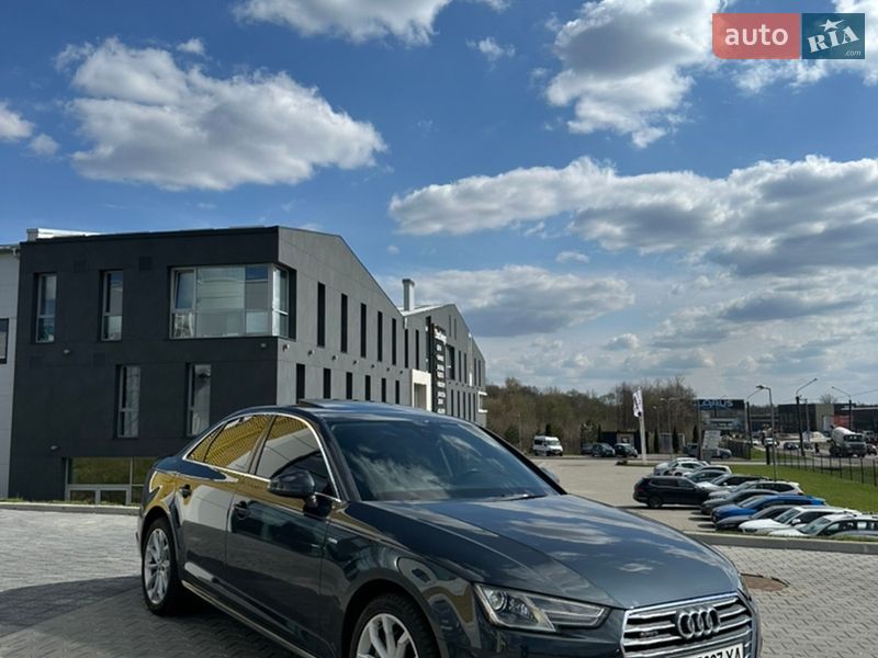 Седан Audi A4 2019 в Львове