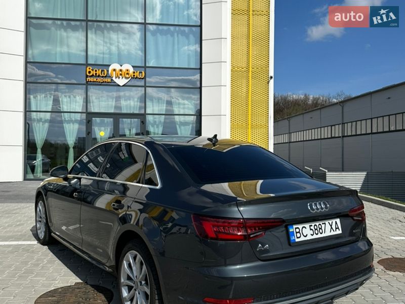 Седан Audi A4 2019 в Львове