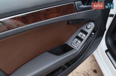Седан Audi A4 2012 в Чернигове