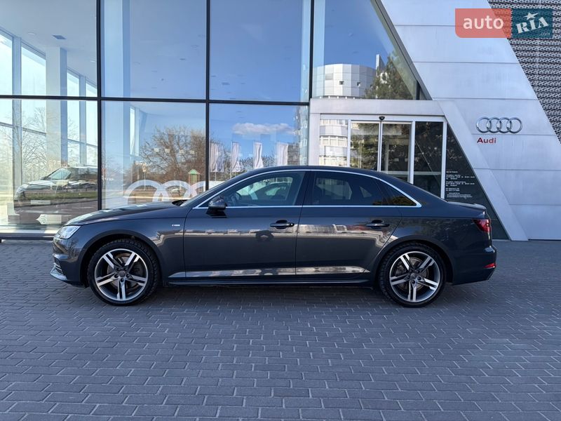 Седан Audi A4 2017 в Харькове