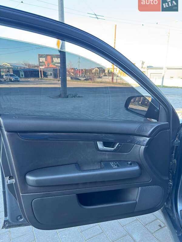 Седан Audi A4 2003 в Тернополе