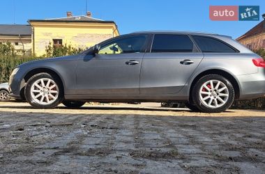 Універсал Audi A4 2012 в Ужгороді
