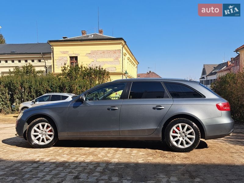 Універсал Audi A4 2012 в Ужгороді