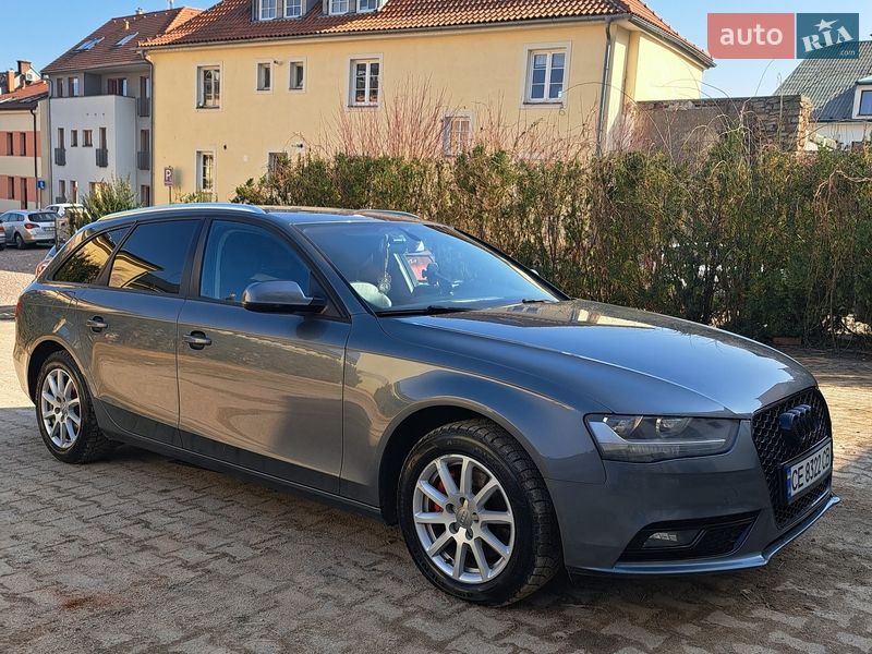 Універсал Audi A4 2012 в Ужгороді