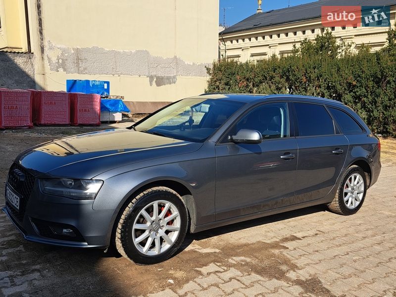 Універсал Audi A4 2012 в Ужгороді