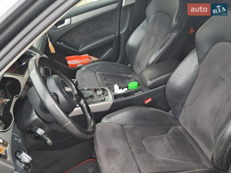 Універсал Audi A4 2012 в Ужгороді