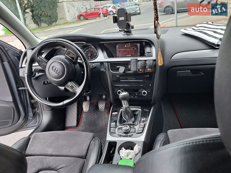 Універсал Audi A4 2012 в Ужгороді