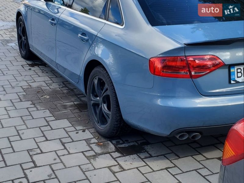 Седан Audi A4 2008 в Сарнах