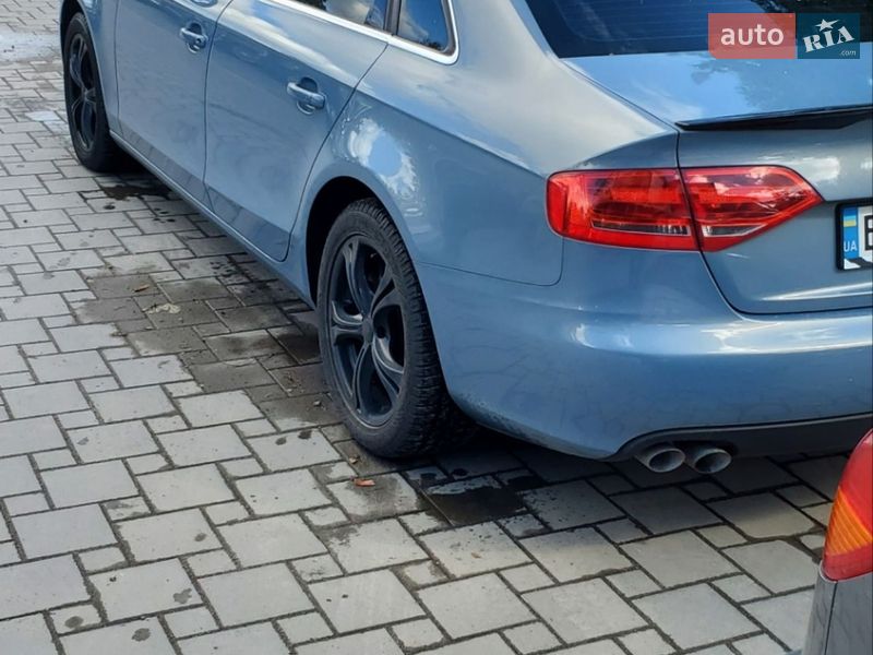 Седан Audi A4 2008 в Сарнах