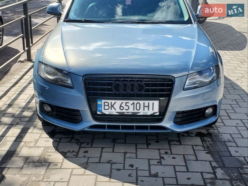 Седан Audi A4 2008 в Сарнах