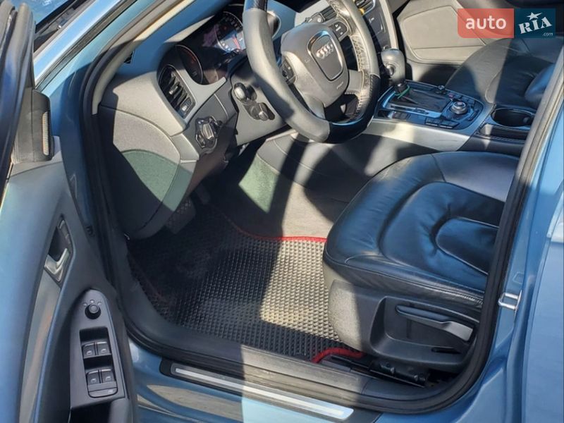 Седан Audi A4 2008 в Сарнах