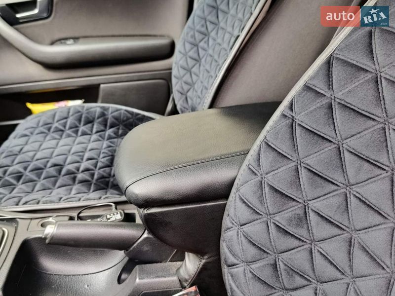 Универсал Audi A4 2006 в Хотине фото 11 Универсал Audi A4 2006 в Хотине