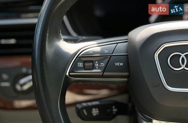 Седан Audi A4 2022 в Львове