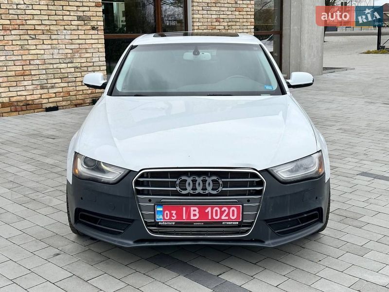 Седан Audi A4 2013 в Луцьку