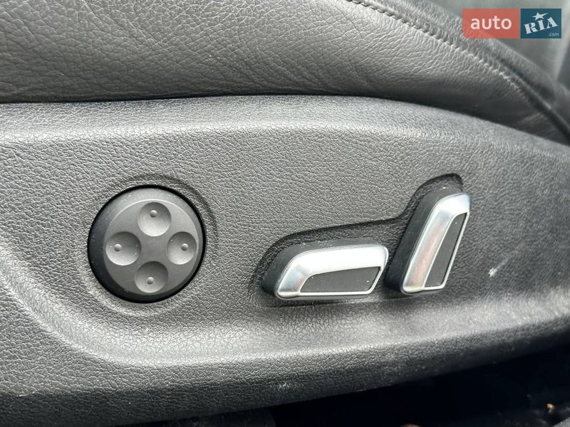 Седан Audi A4 2013 в Луцьку