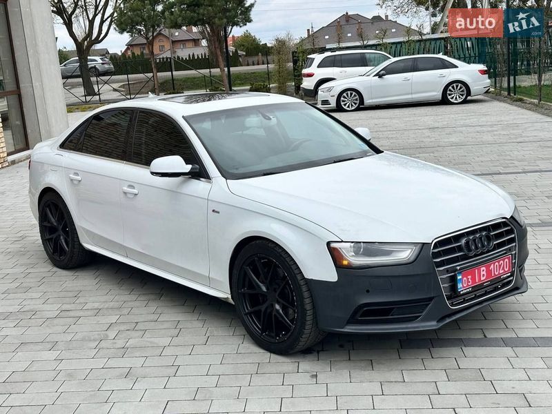 Седан Audi A4 2013 в Луцьку