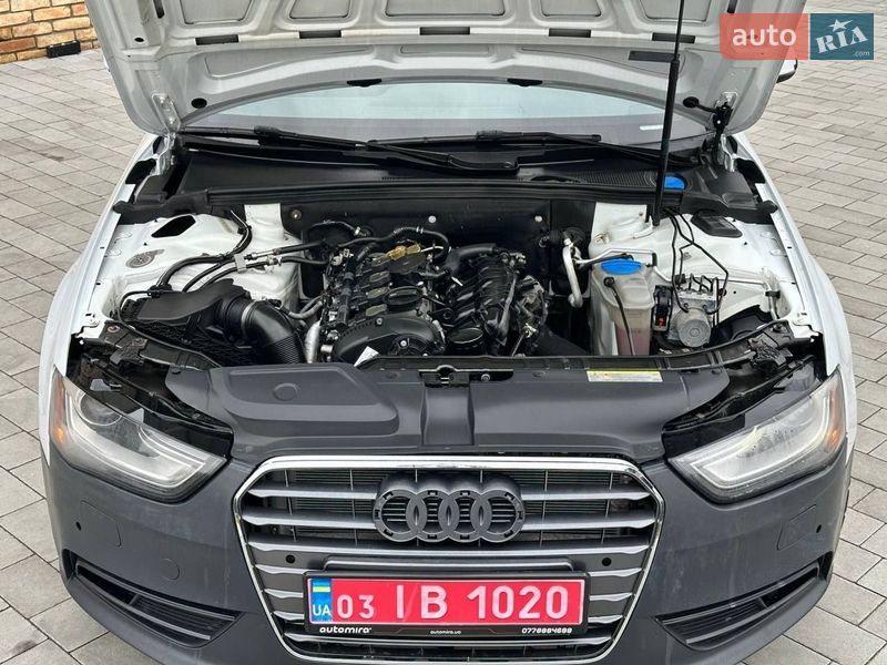 Седан Audi A4 2013 в Луцьку