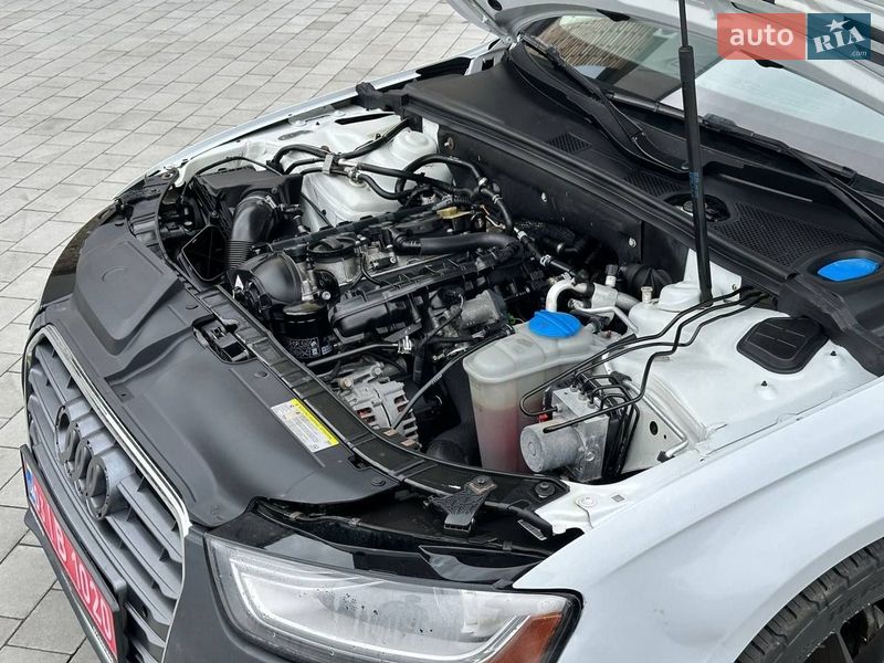 Седан Audi A4 2013 в Луцьку