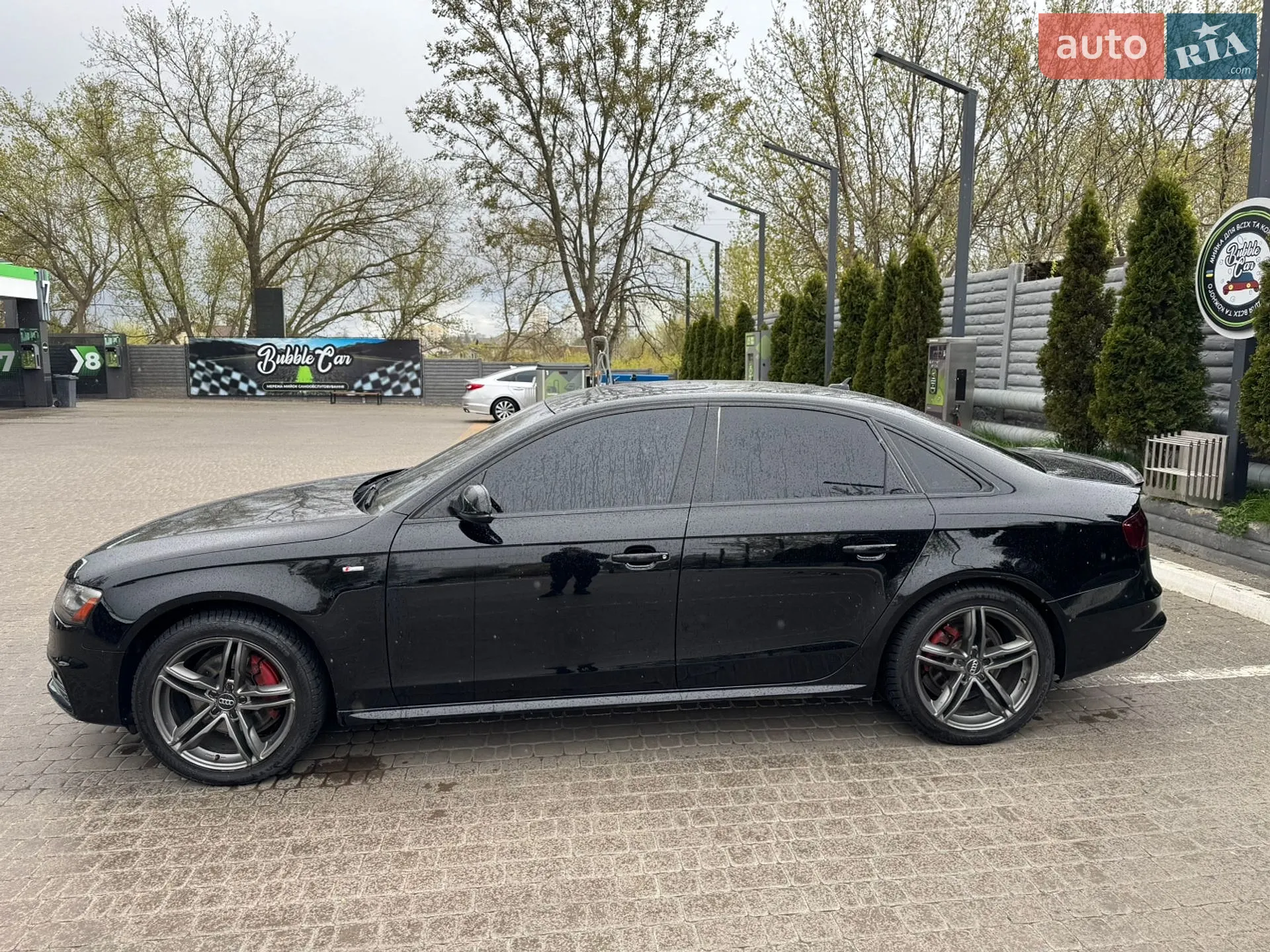 Audi A4 2015 VIN WAUBFAFL3GN006383 фото оголошення 9 з 22