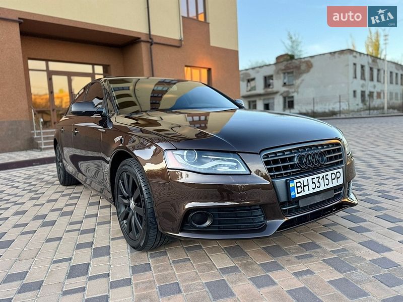 Седан Audi A4 2011 в Ізмаїлі