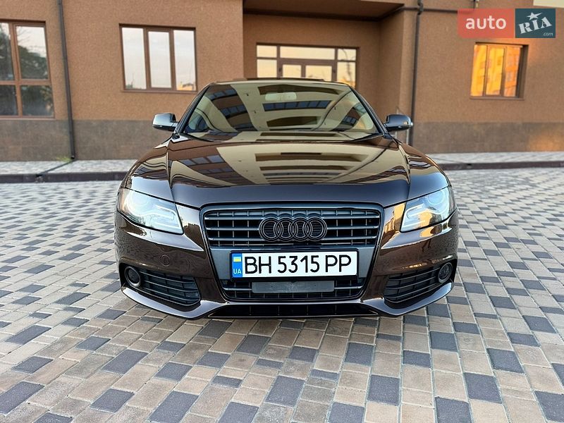 Седан Audi A4 2011 в Ізмаїлі