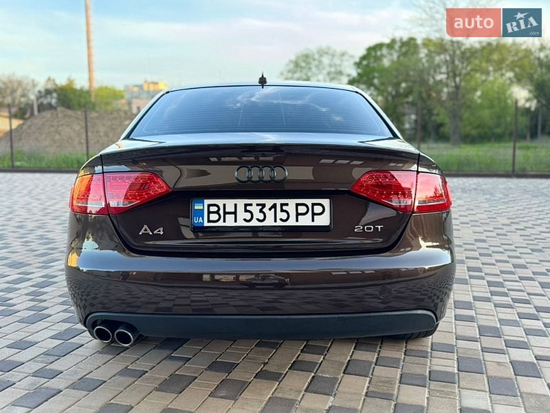 Седан Audi A4 2011 в Ізмаїлі