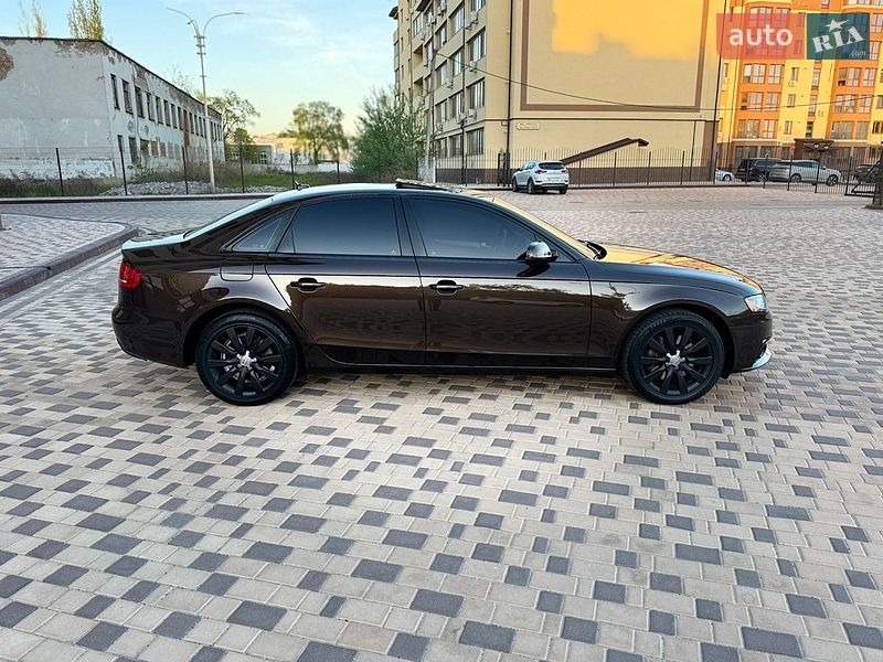 Седан Audi A4 2011 в Ізмаїлі
