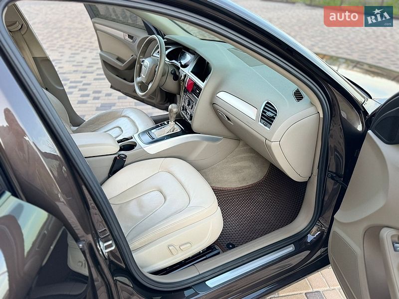Седан Audi A4 2011 в Ізмаїлі