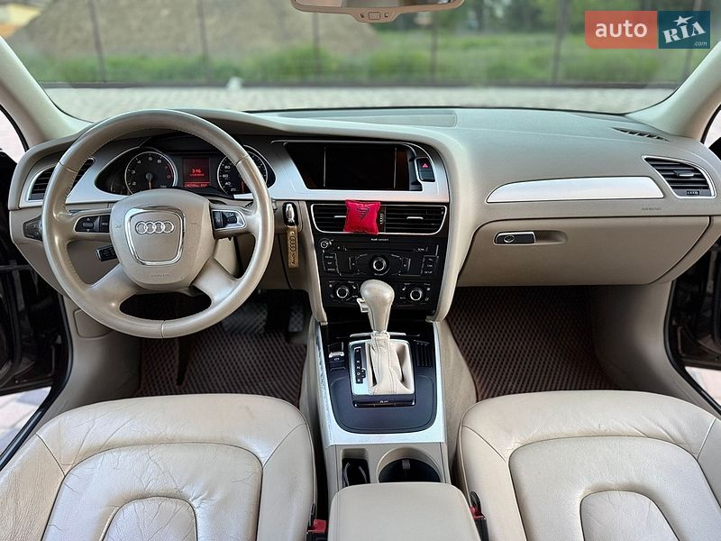 Седан Audi A4 2011 в Ізмаїлі