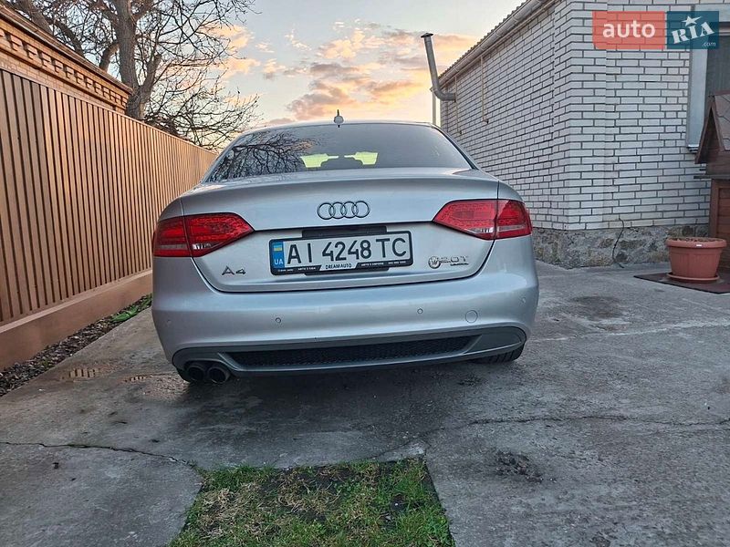 Седан Audi A4 2012 в Кагарлыке