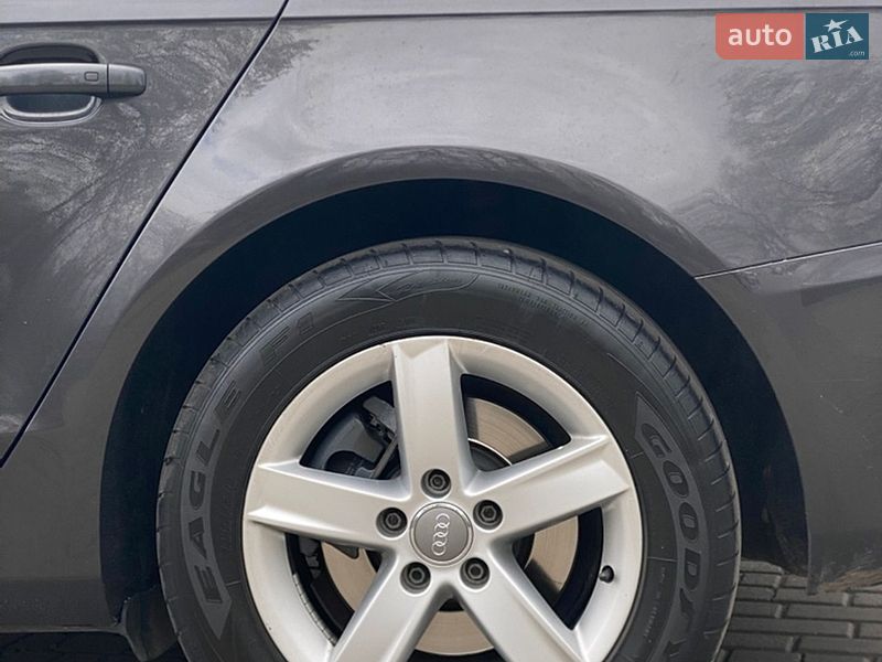 Універсал Audi A4 2009 в Житомирі