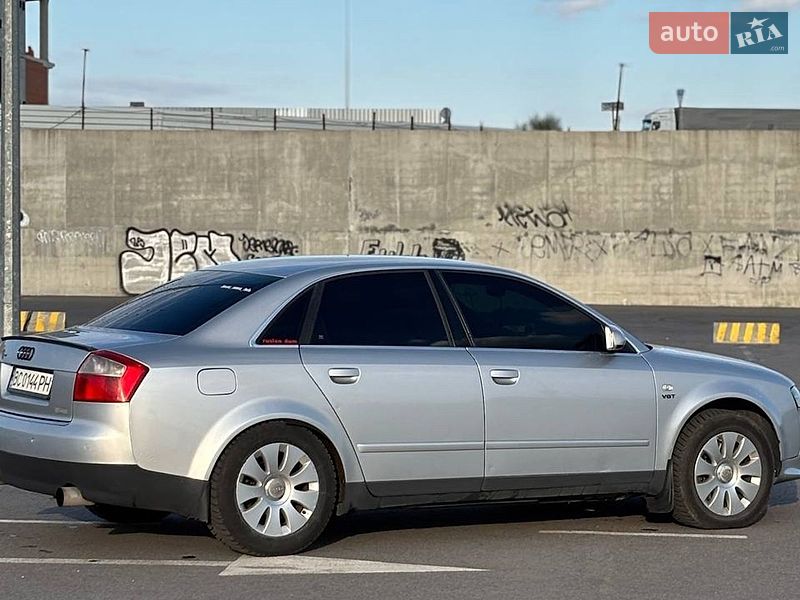 Седан Audi A4 2002 в Львове фото 3 Седан Audi A4 2002 в Львове