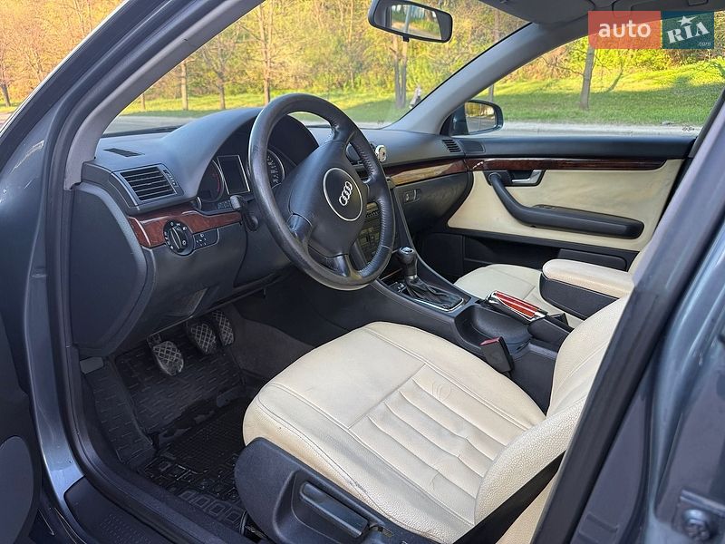 Седан Audi A4 2001 в Києві