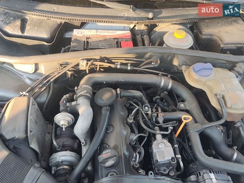 Седан Audi A4 1997 в Новій Басані