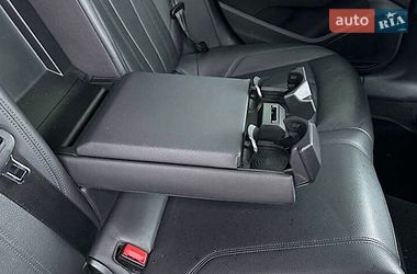 Audi A4  2016