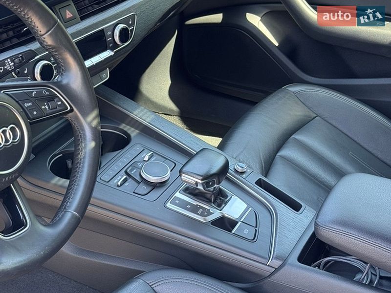 Седан Audi A4 2017 в Києві