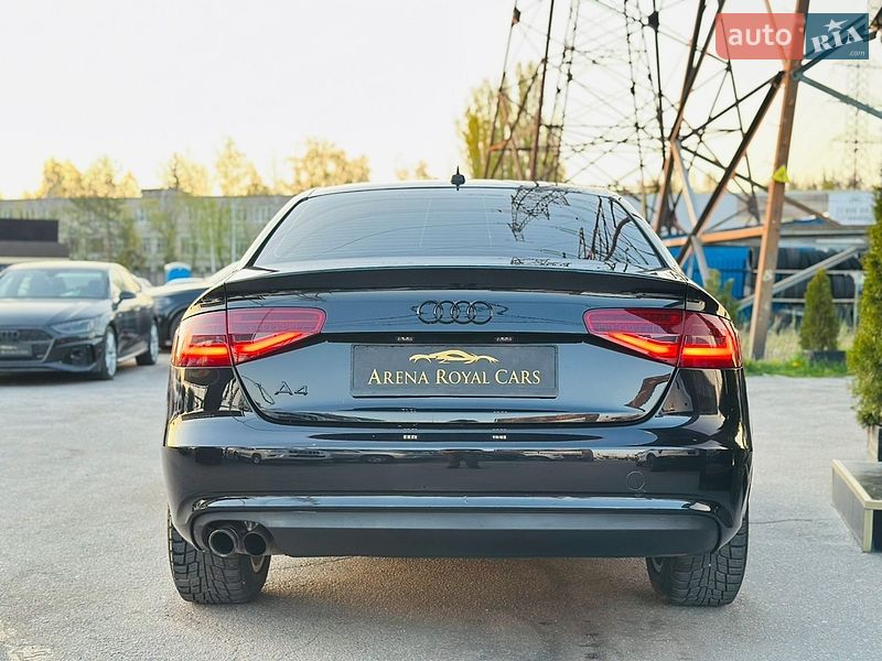 Седан Audi A4 2012 в Харькове