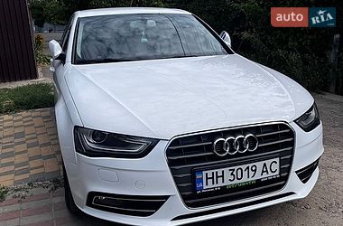 Audi A4  2013