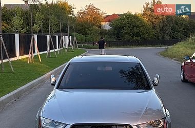 Audi A4  2014